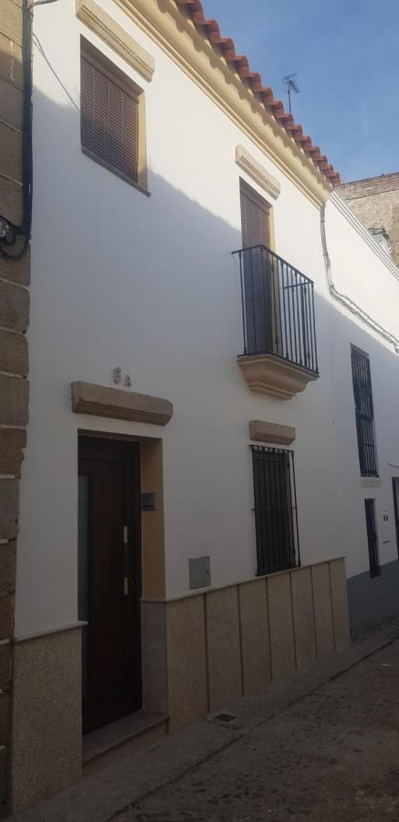 Entre Torres Jerez De Los Caballeros Exterior foto
